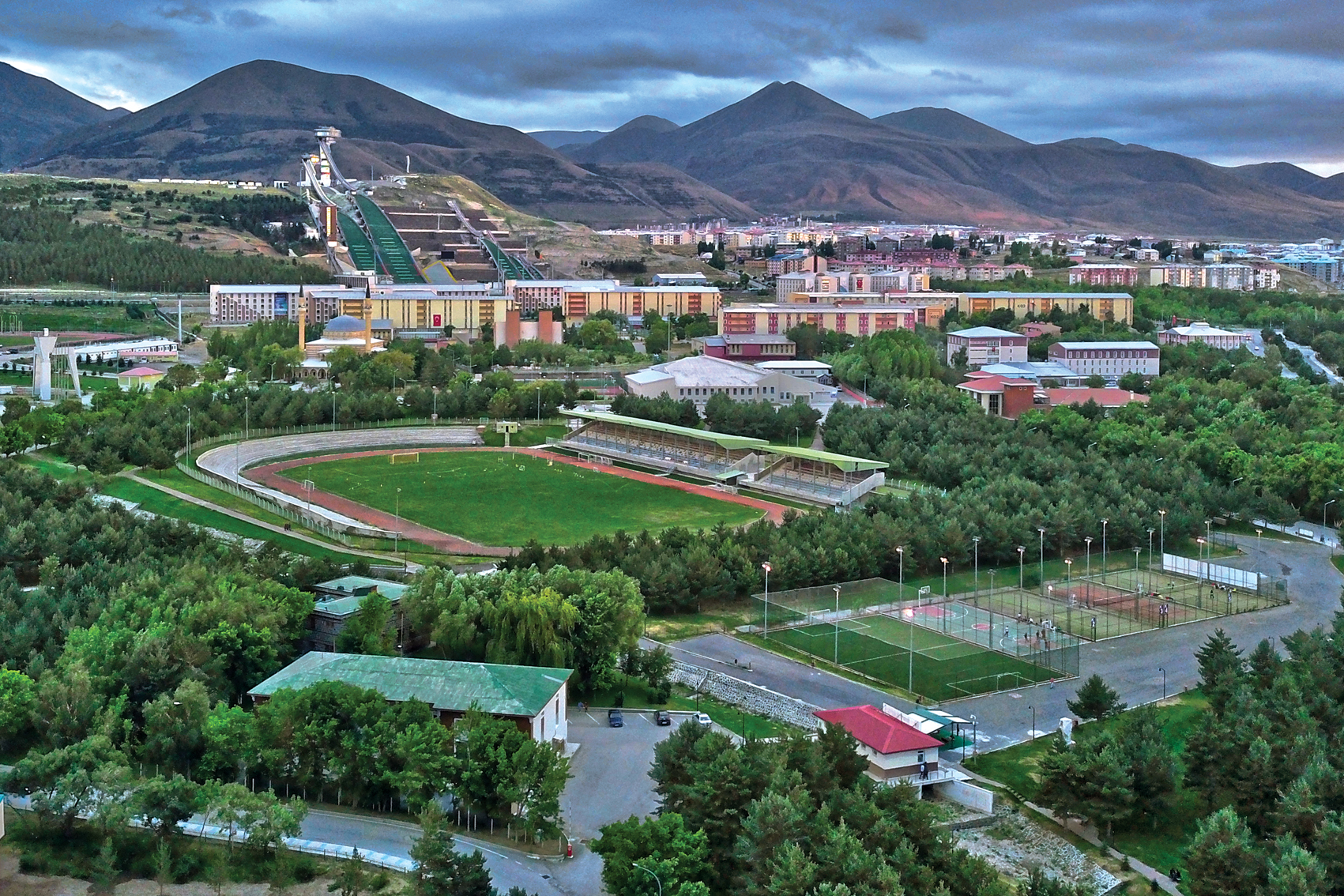 Atatürk Üniversitesi Kampüsü